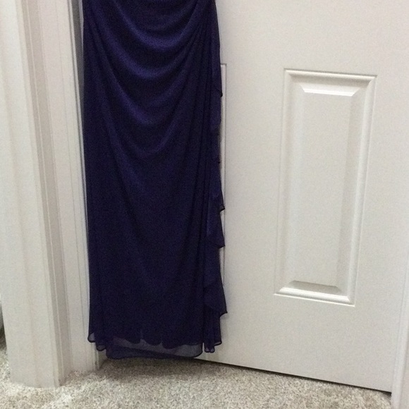 Betsy & Adam Long Gown in blue with rhinestone accents size 10 - Picture 4 of 9
